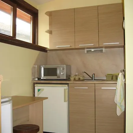 Penzion Lori 3*